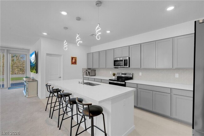 Building Photo - 5357 Eleganza Ave