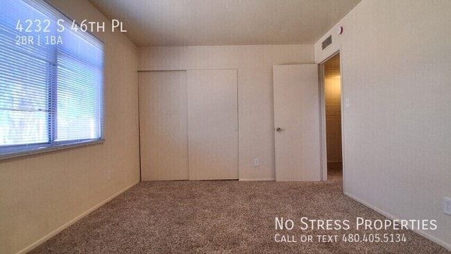 Building Photo - 4232 S 46th Pl