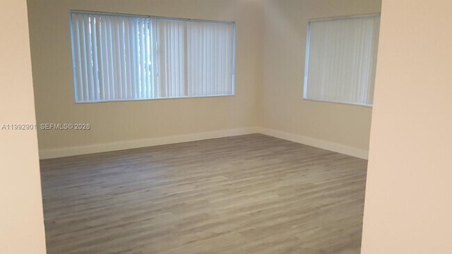 Building Photo - 265 SW 7th St