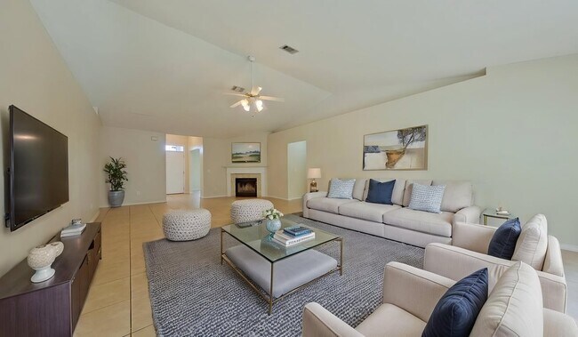 Building Photo - 143 Steeplechase Dr