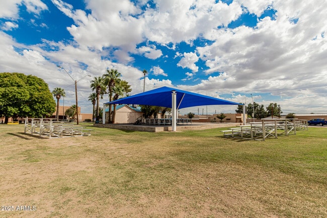 Building Photo - 143 W Pima Ave