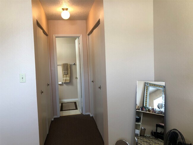 Building Photo - 1022 Wilson Rd