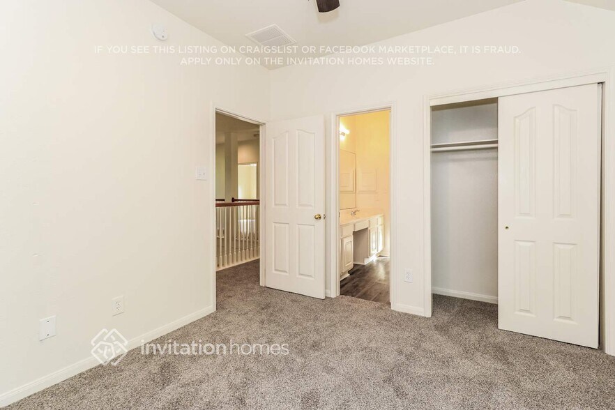 Building Photo - 2227 Lazy Trail Path Ct