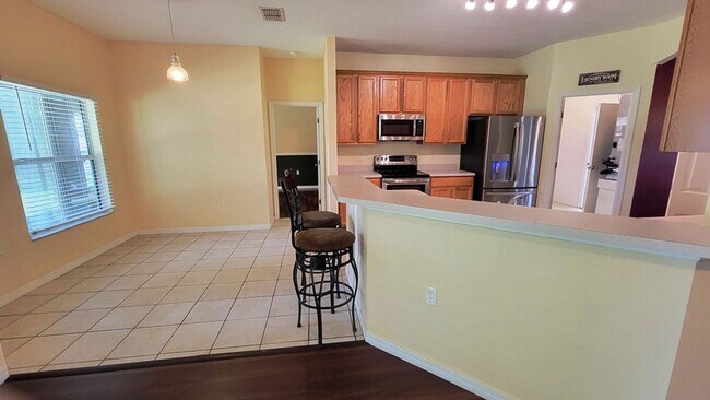 Building Photo - Large Citrus Springs 4/2/2