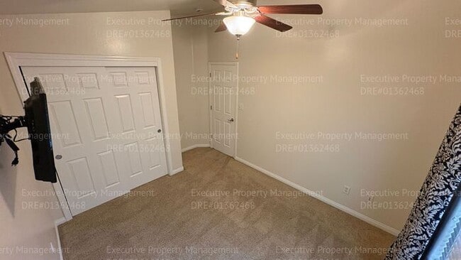 Building Photo - Spacious 4 bedroom 2 bathroom home located in the Ashton Falls community *Move In Special*