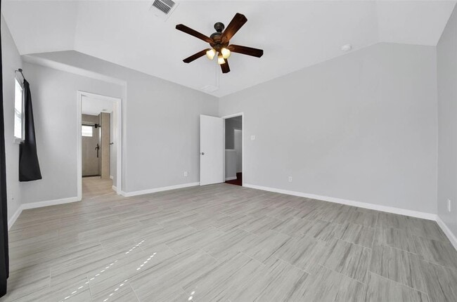 Building Photo - 6607 Colonial Rose Ln