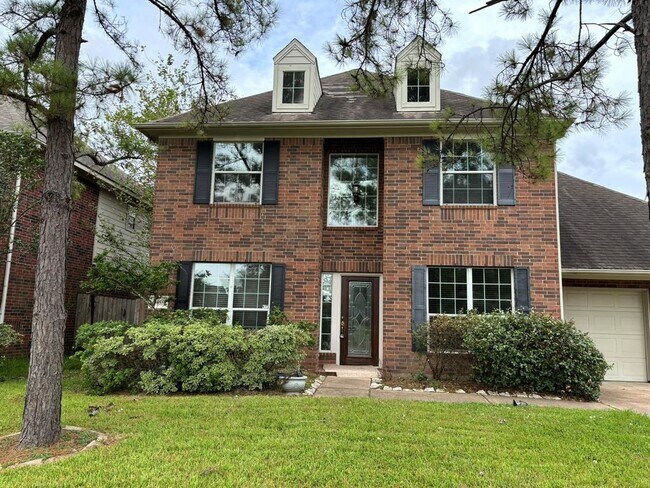 Primary Photo - 3055 Fallbrook Dr