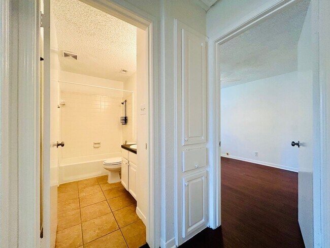 Building Photo - 8325 Fathom Cir