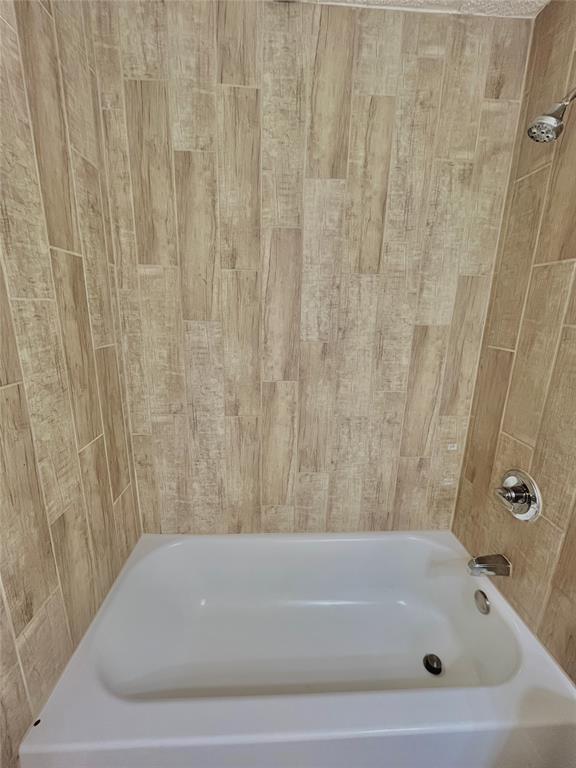 Building Photo - 1008 Acacia Cir