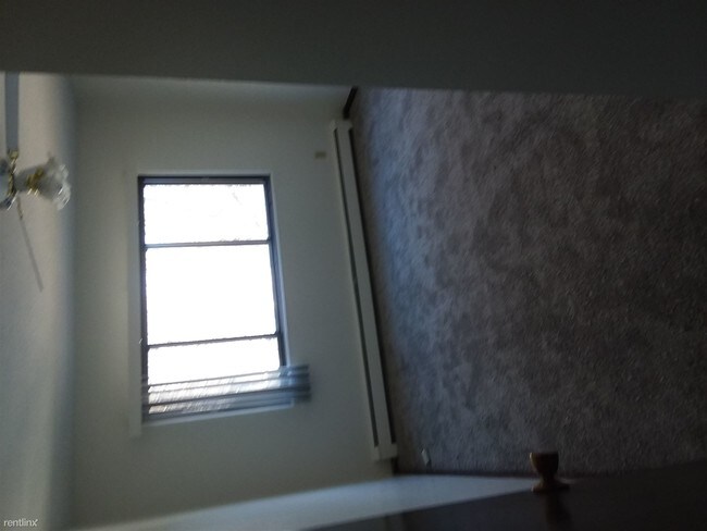 Building Photo - 1401 5th Ave SE