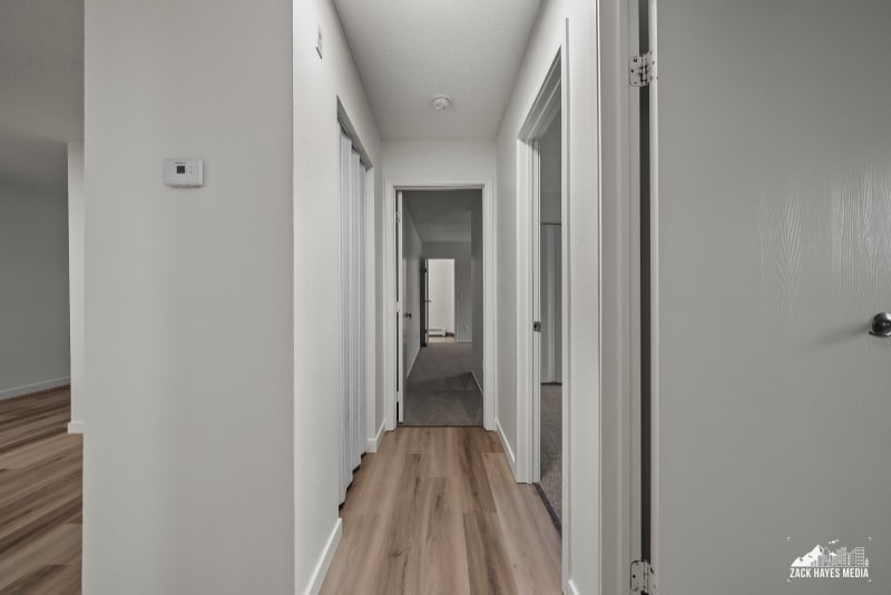 Building Photo - 4650 Reka Dr