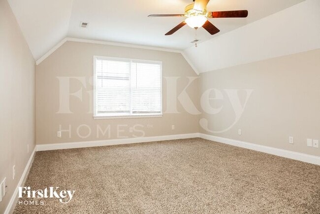 Building Photo - 1297 Kennett Ave