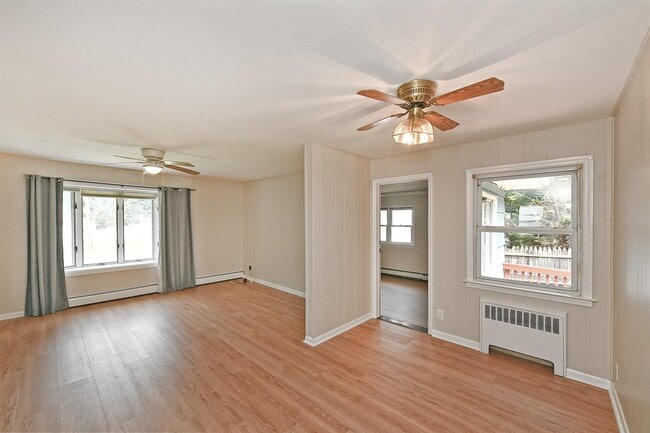 Building Photo - 38 Juanita Ave
