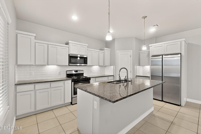 Building Photo - 13808 Garforth Ave