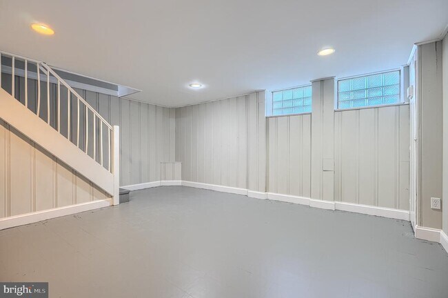 Building Photo - 1207 Dalton Rd