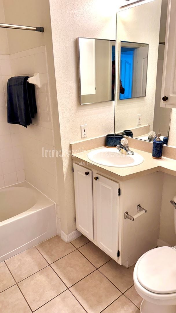 Building Photo - 1275 Lake Shadow Cir