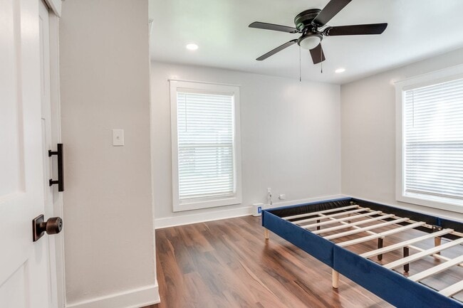 Building Photo - Luxury remodel in NW Oklahoma City
