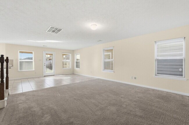 Building Photo - 13111 Mills Grove Dr