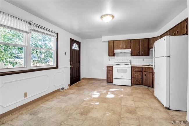 Building Photo - 247 Glenhaven Dr