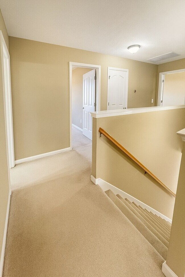 Building Photo - Spacious 4BR House in Cane Ridge Farms
