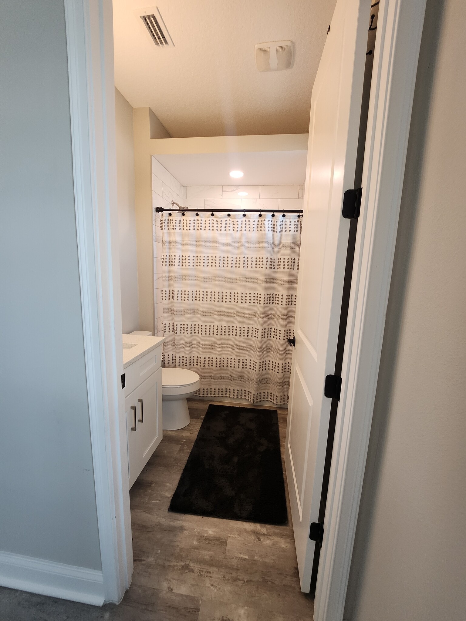 Building Photo - 4114 N Nebraska Ave