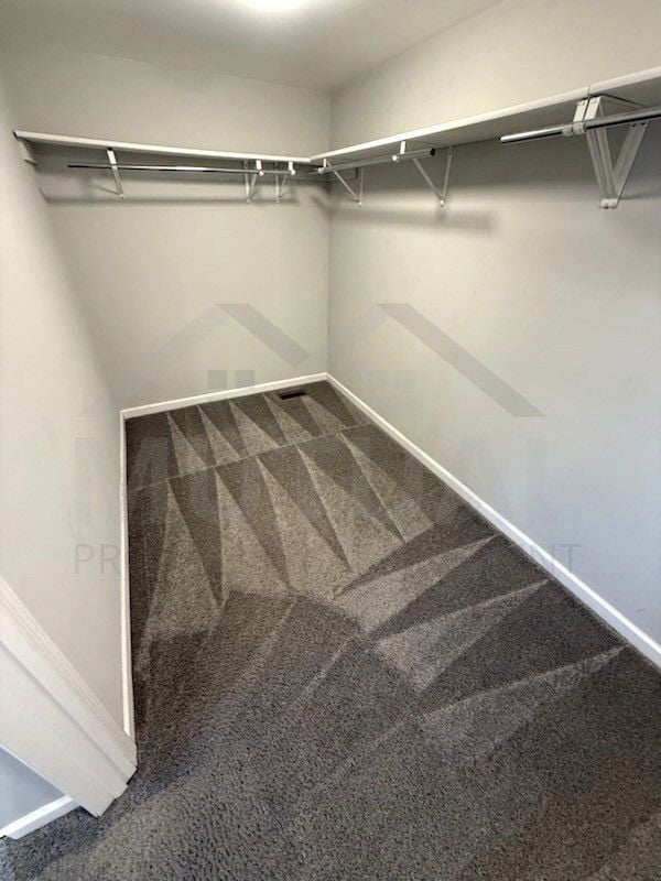 Building Photo - 389 Channing St