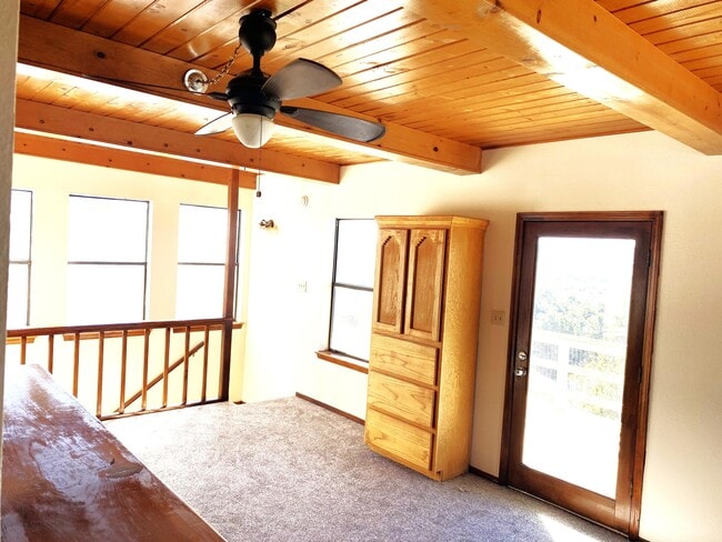 Building Photo - 88 Crestview Ln