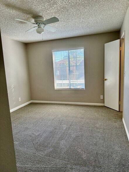 Building Photo - 2200 S Fort Apache Rd