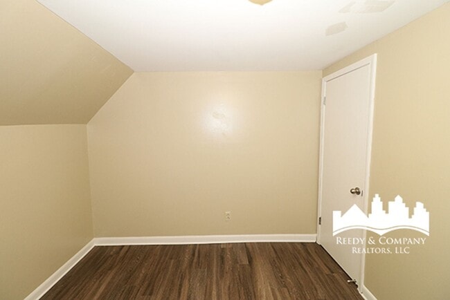 Building Photo - Gorgeous Two-Story White House with Bonus Room