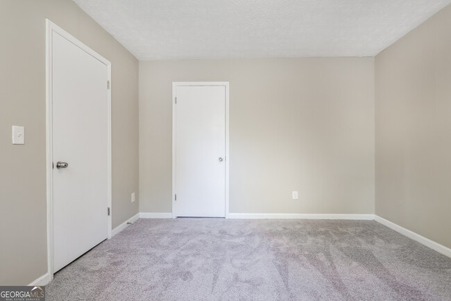 Building Photo - 3618 Chinaberry Ln