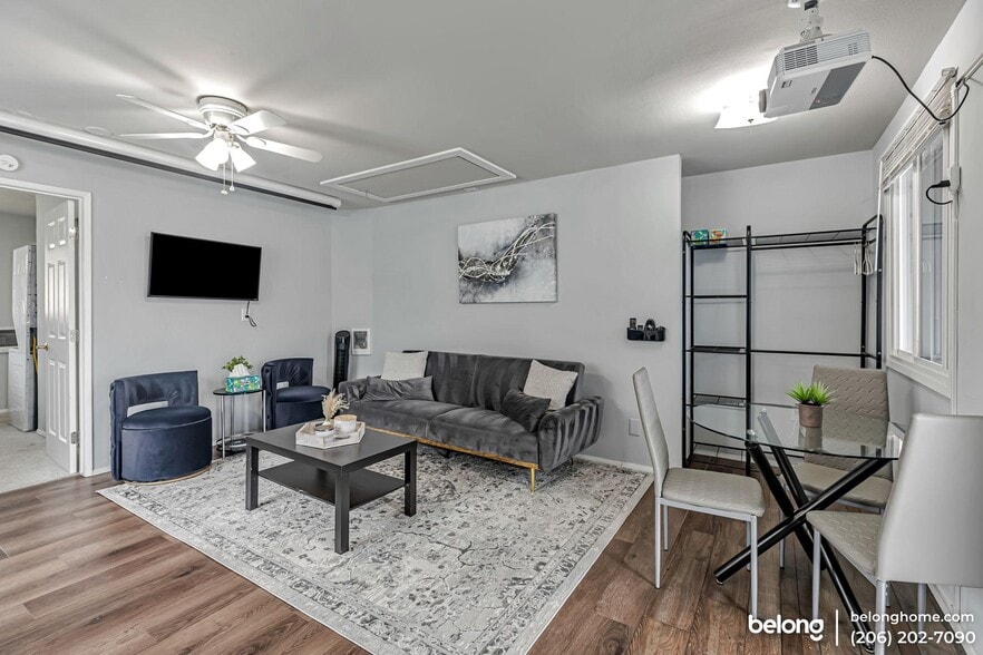 Building Photo - 1924 S 254th Pl