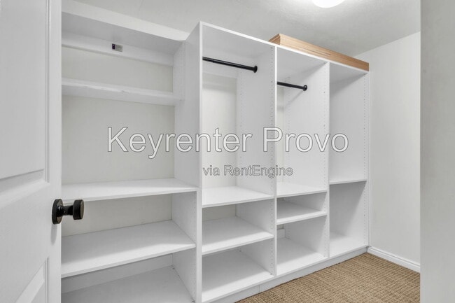 Building Photo - 1559 Oak Cliff Dr