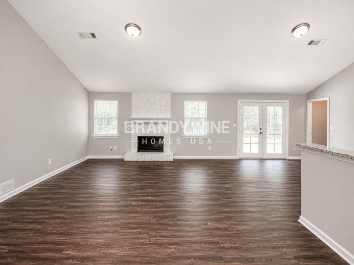 Building Photo - 45 Stoneview Cir