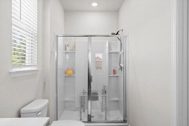 Building Photo - Stunning 3BR/2BA Smart Home in The Landing at Astoria Park!