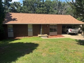 Building Photo - 11480 Bainbridge Dr