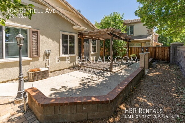 Building Photo - 404 Bethell Ave