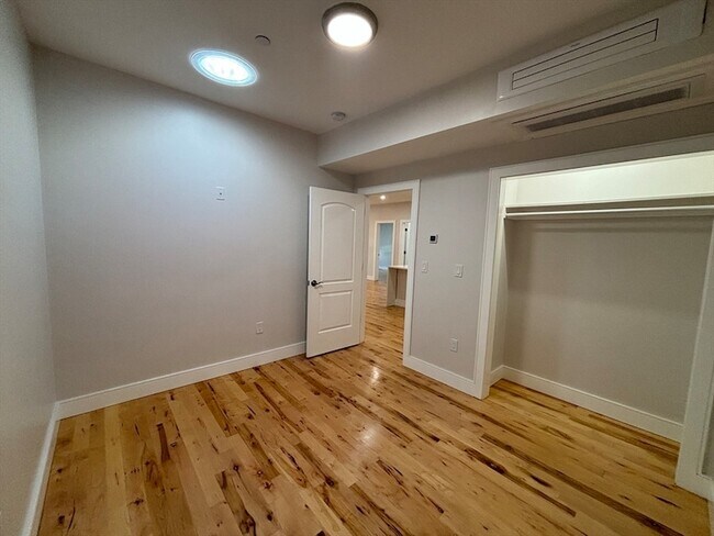 Building Photo - 178 Washington Ave