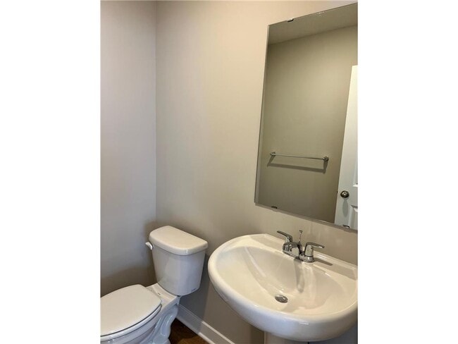 Building Photo - 17373 Dulles Ln