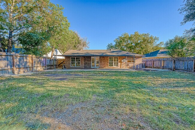 Building Photo - 24026 Tayloe House Ln