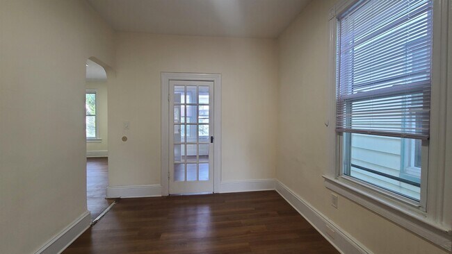 Building Photo - 135 72nd St