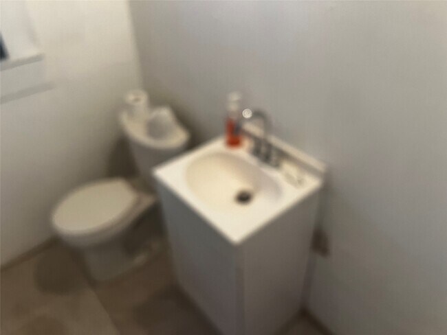 Building Photo - 1101 N 1st St