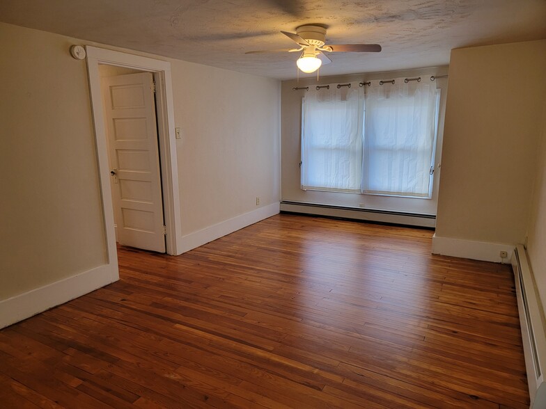 BEDROOM 1 -11X18 - 1294 Bloom Rd