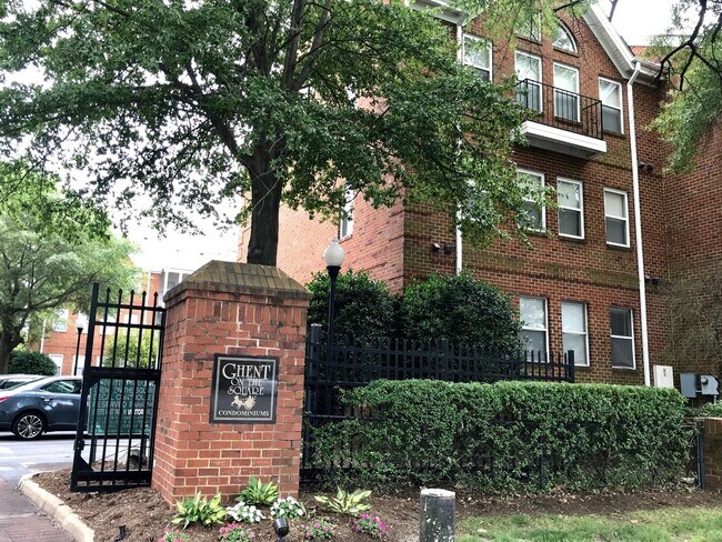 Building Photo - Ghent