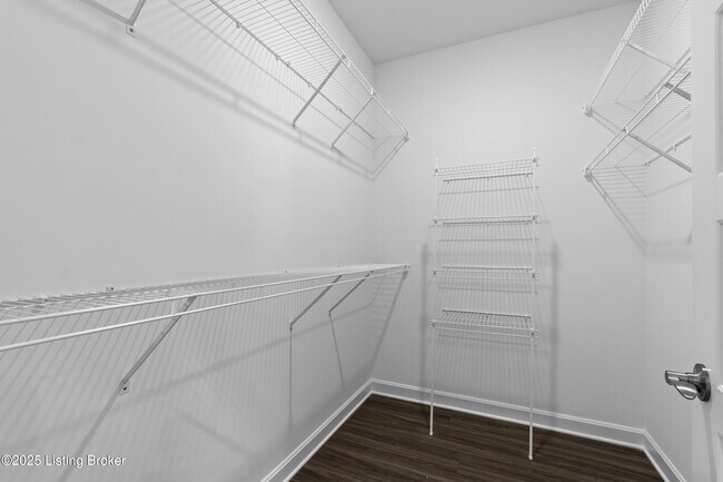 Building Photo - 5919 Ruby Fls Dr