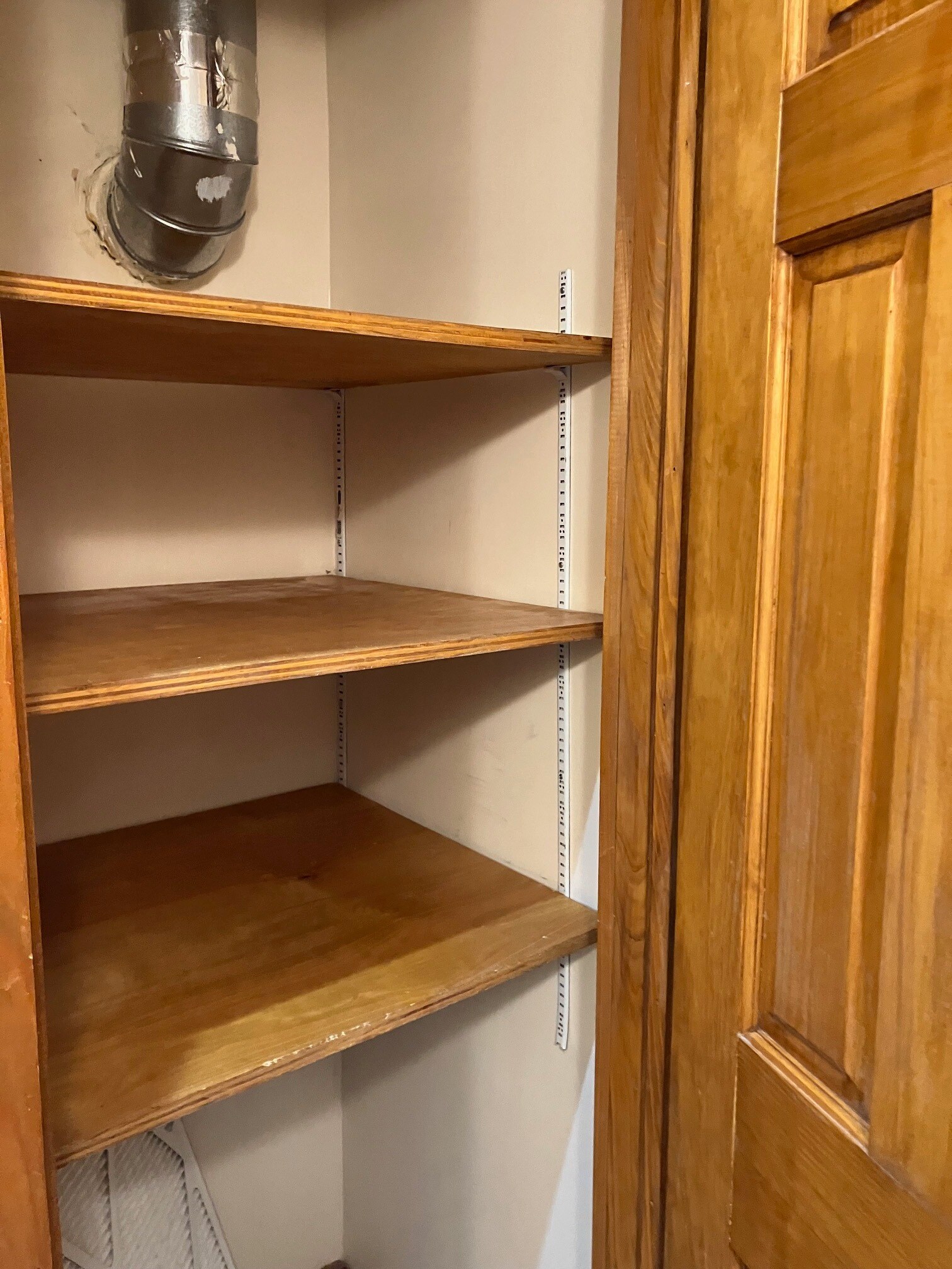 Linen storage closet in bath room - 2039 Valence St