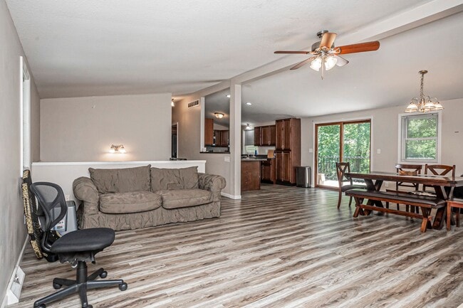 Building Photo - Please View 3D Virtual Walk-Through Before...