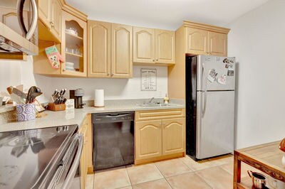 Building Photo - 9972 SW 88th St