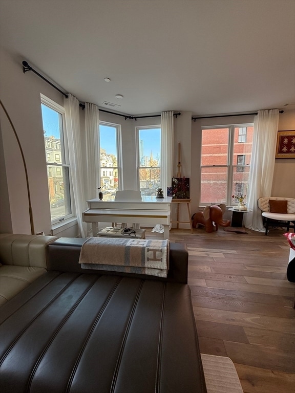 Building Photo - 566 Columbus Ave