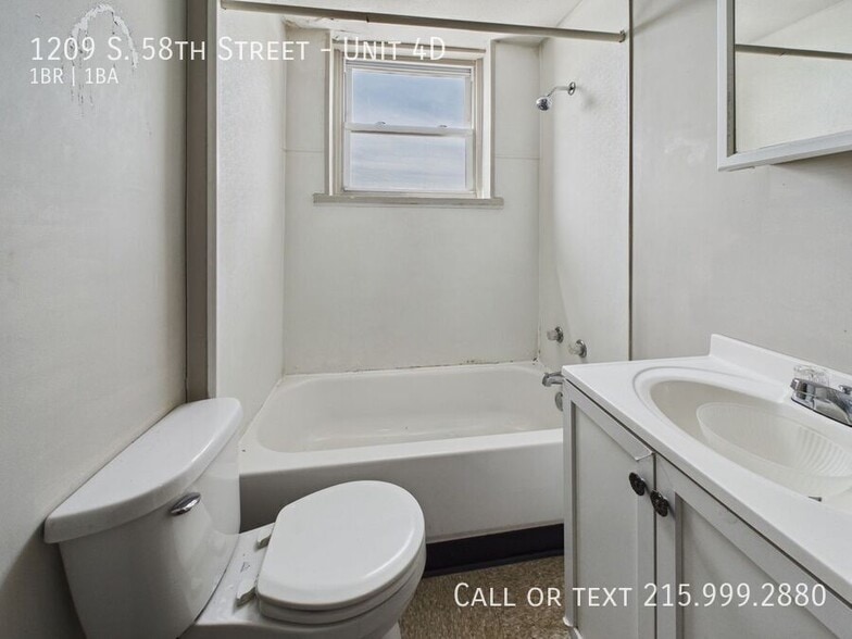 Building Photo - 1209 S 58th St