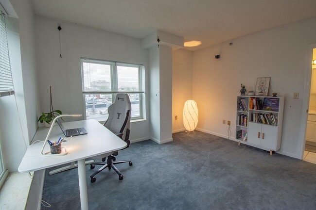 Building Photo - 655 Concord Ave